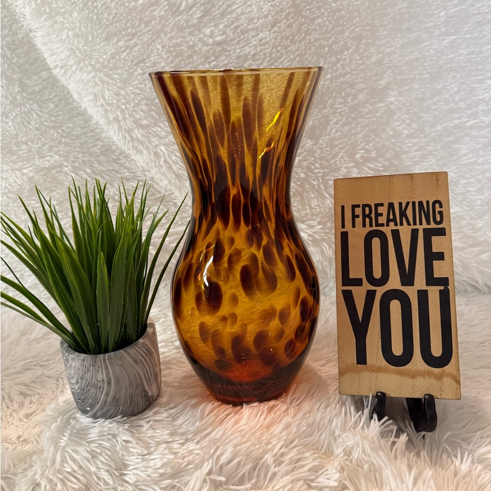 Made in Italy Tortoise Shell Design Decorative Vase - Picture 3 of 6